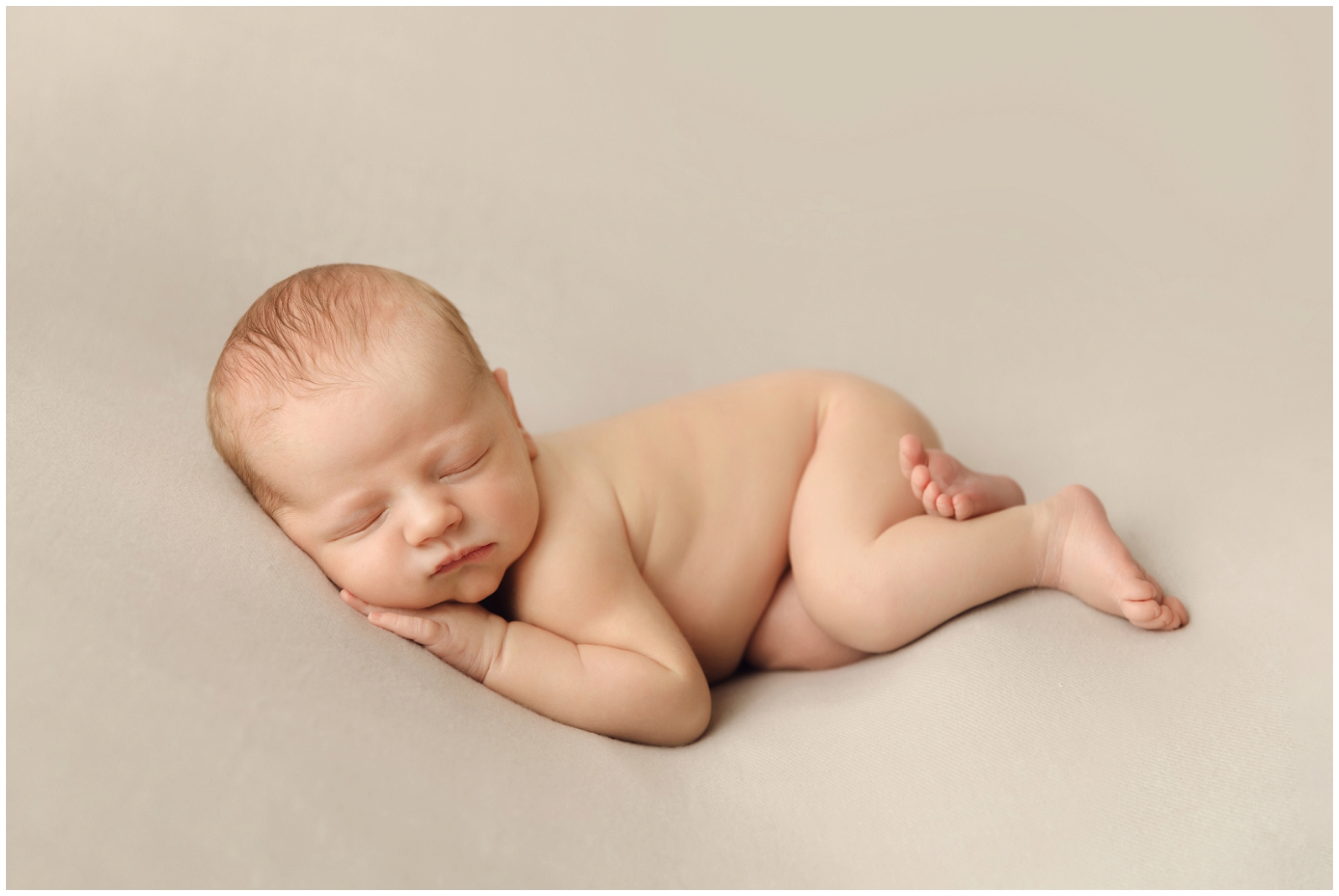 omaha newborn photographer