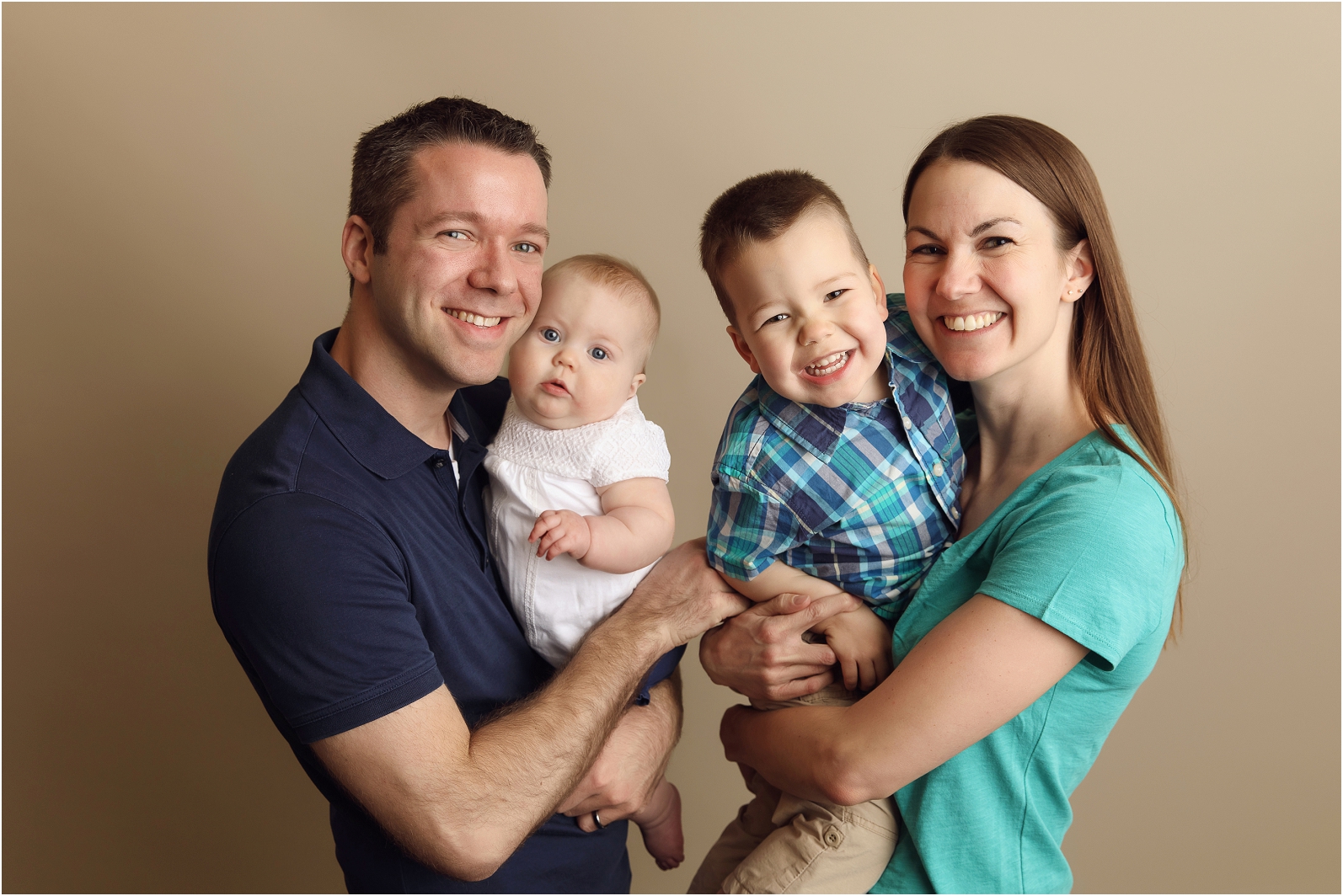 omaha family photographer; omaha photographer; best of omaha; stephanie reeves photography; omaha; omaha newborn photographer