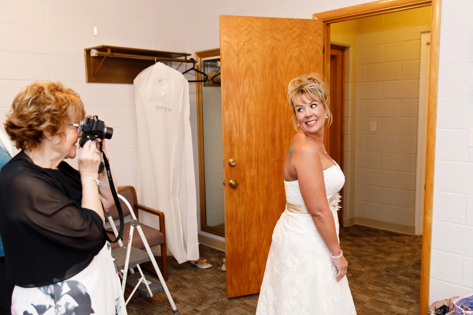 Omaha Wedding Photographer,