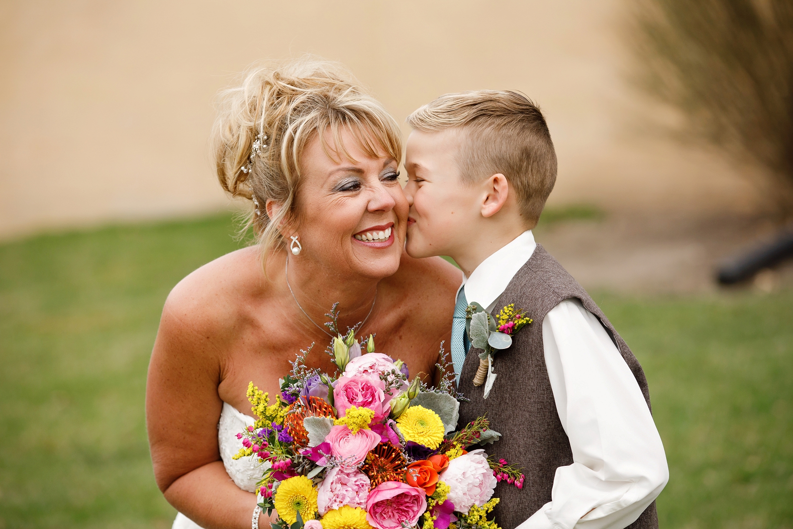 Omaha Wedding Photographer,